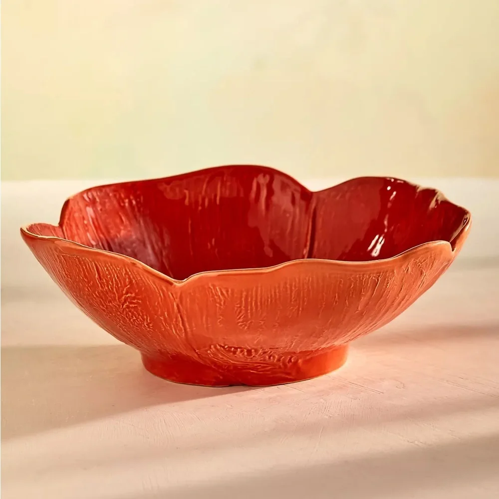 New🌟Anthropologie-Red Poppy Bowl -medium